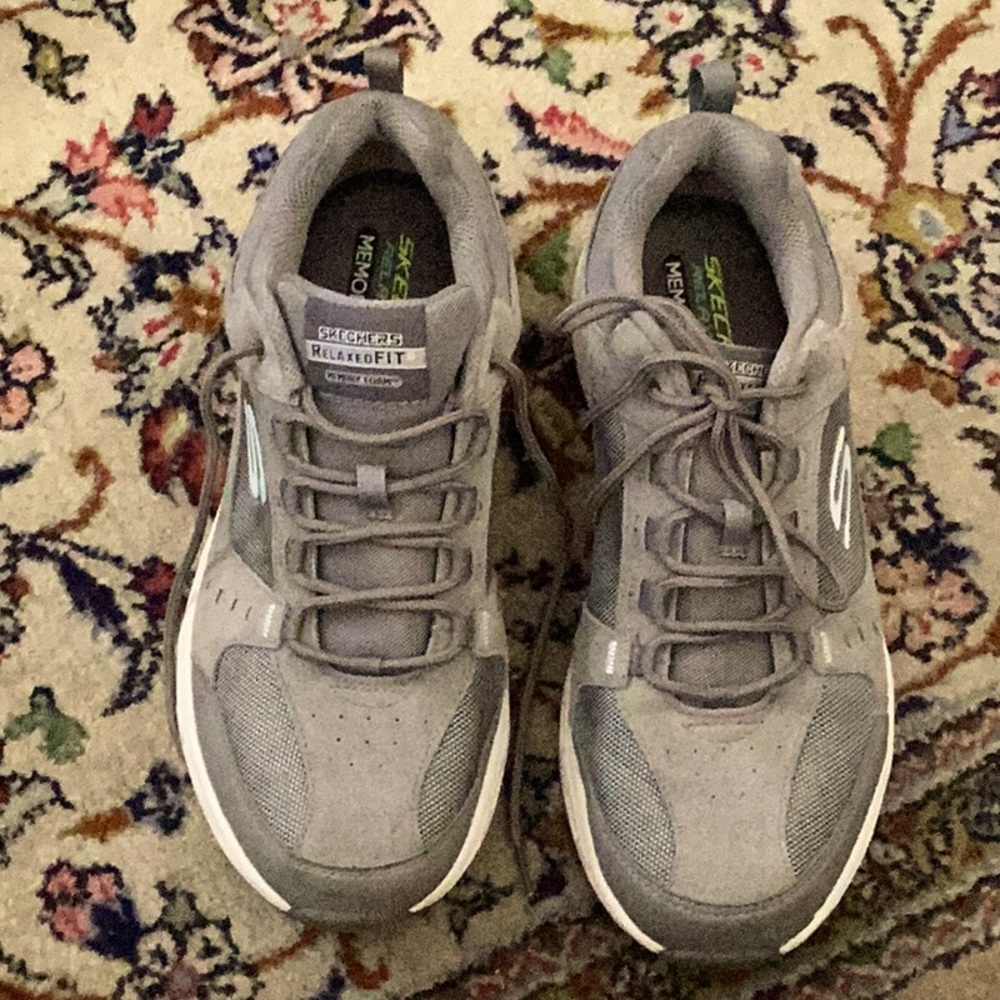 Skechers relaxed fit memory foam gray sports shoes